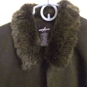 Women's vintage suit.  Green and Black.